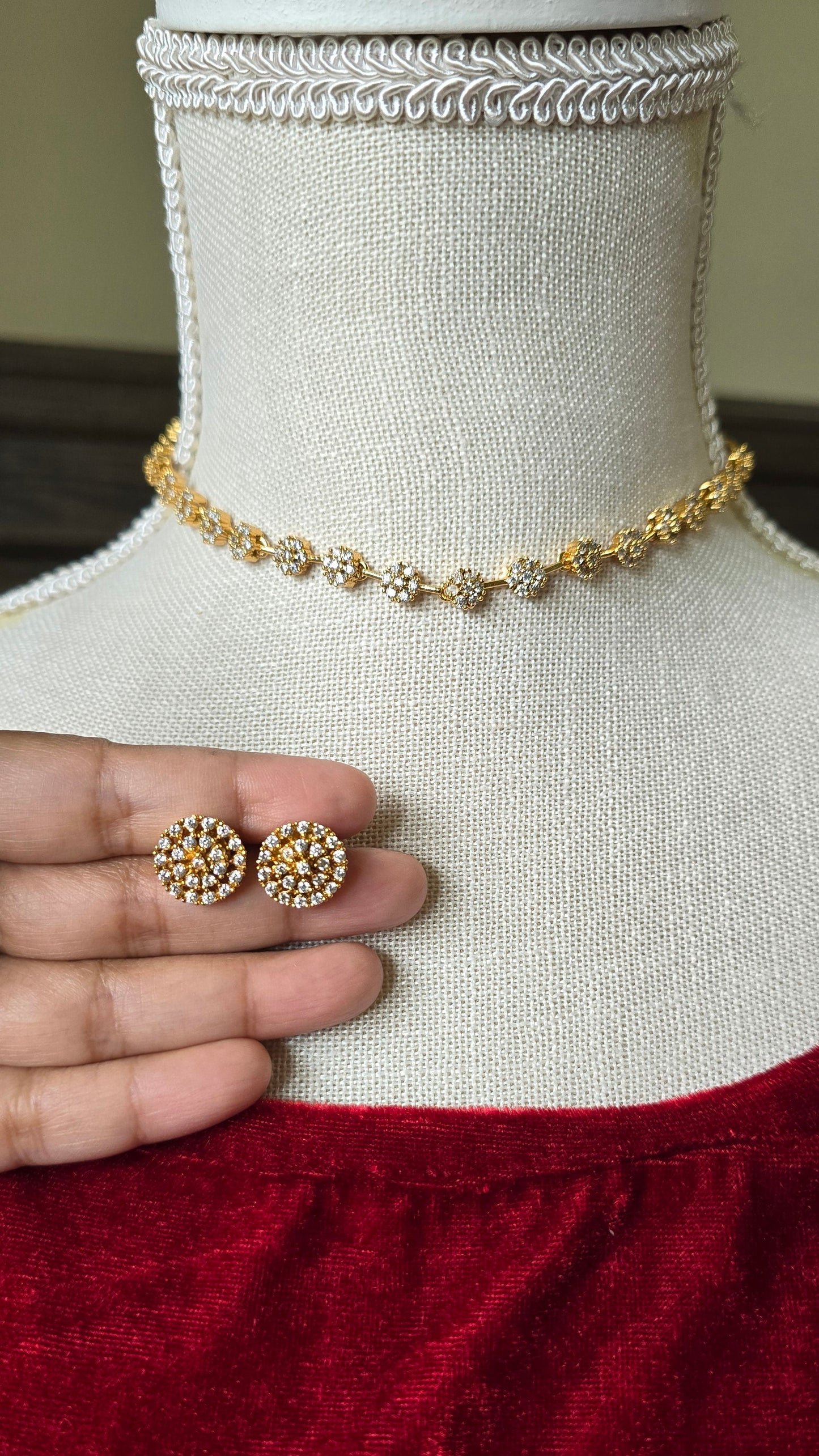 Ad Choker Necklace South Indian Jewelry Teen girls Sleek Minimalist collection